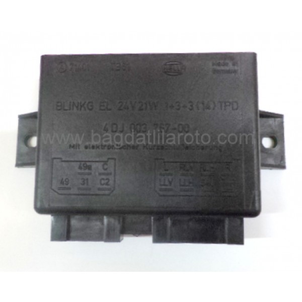 Elektronik flaşör 24V 13 uçlu soketli SCANIA 4DJ 003 767-001 HELLA