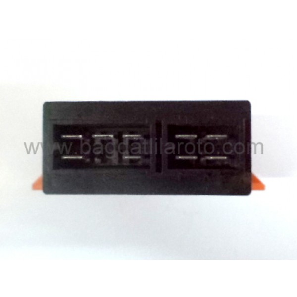 Elektronik flaşör 24V 9 uçlu 2X21W+5W+5W soketli 01 389 VIGNAL