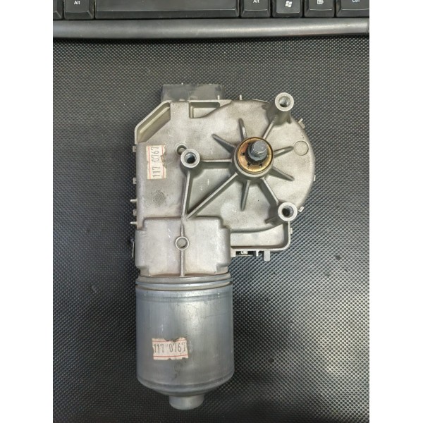 Silecek motoru 12V AUDI  A8 2007-2008 3.7 V8 4E1955119 4E1910113  0390241814 BOSCH